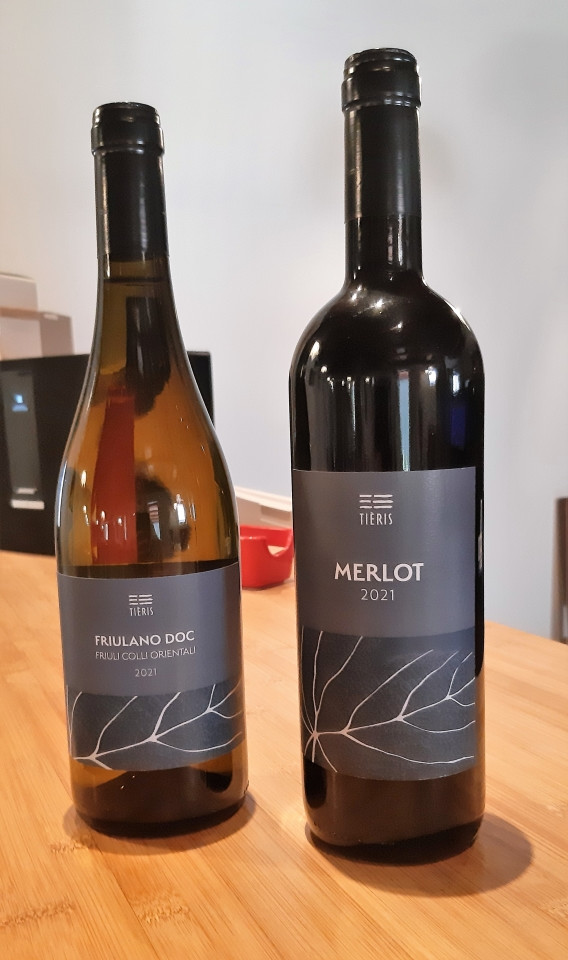 JUST FRIENDS SOCIETA' AGRICOLA  A  R.L.