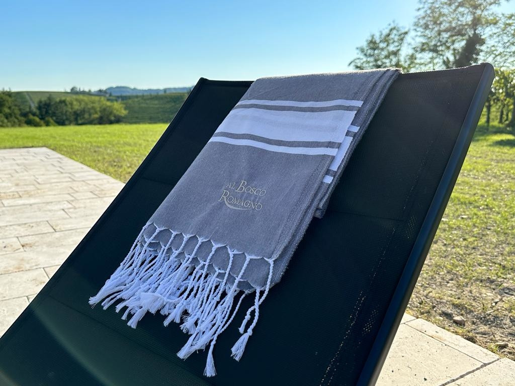 JUST FRIENDS SOCIETA' AGRICOLA  A  R.L.