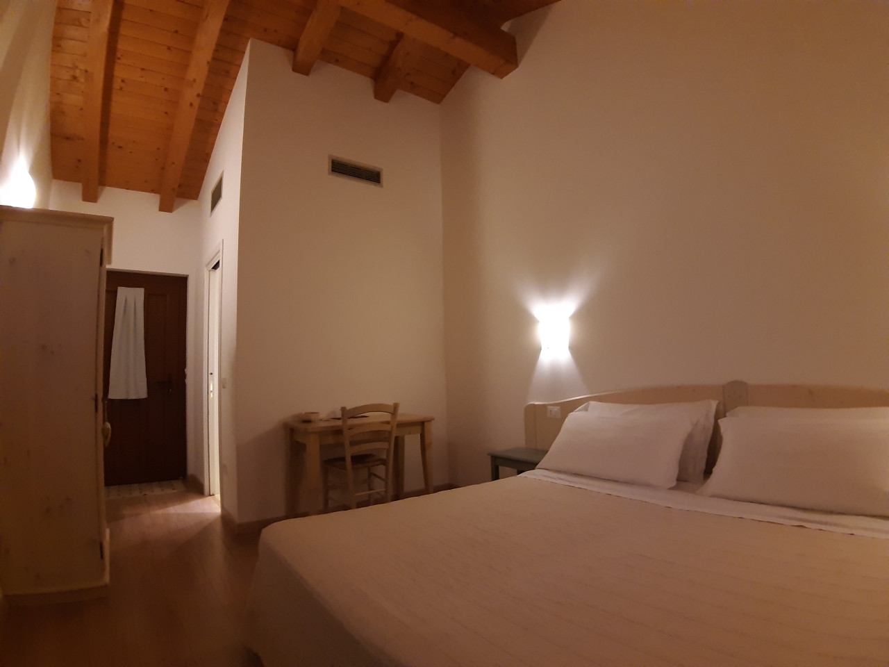 JUST FRIENDS SOCIETA' AGRICOLA  A  R.L.