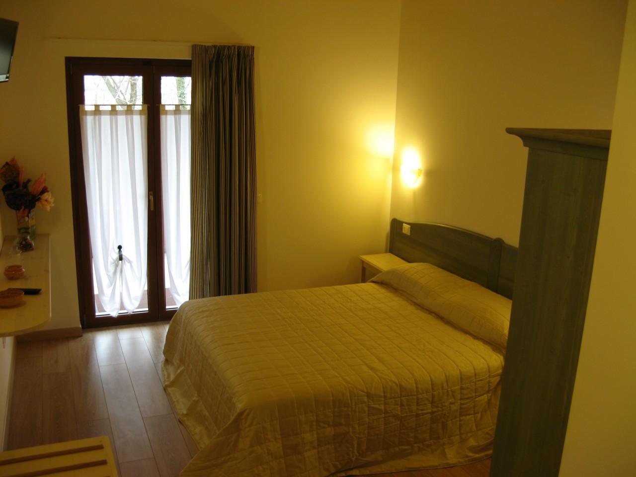 JUST FRIENDS SOCIETA' AGRICOLA  A  R.L.