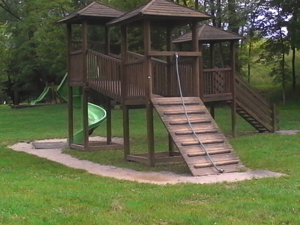 JUST FRIENDS SOCIETA' AGRICOLA  A  R.L.