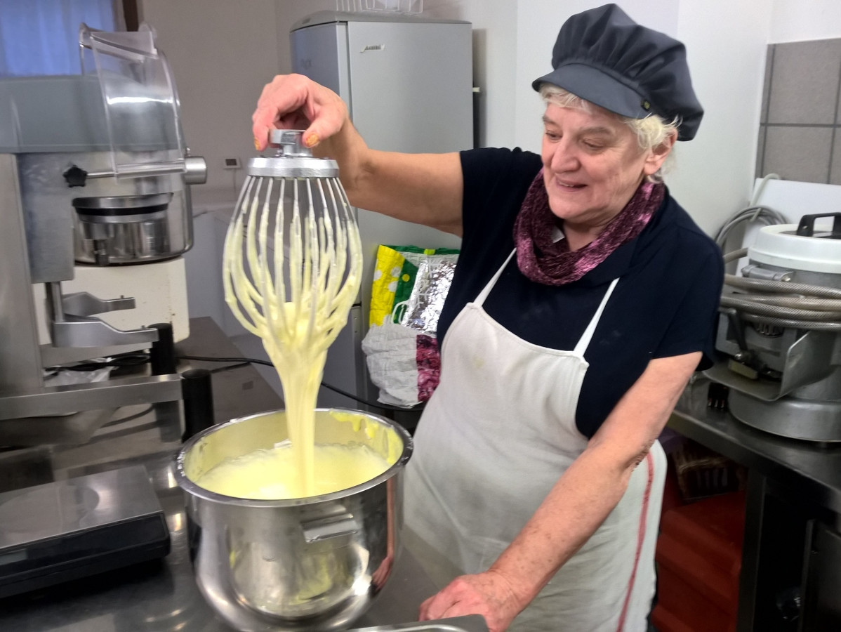 JUST FRIENDS SOCIETA' AGRICOLA  A  R.L.