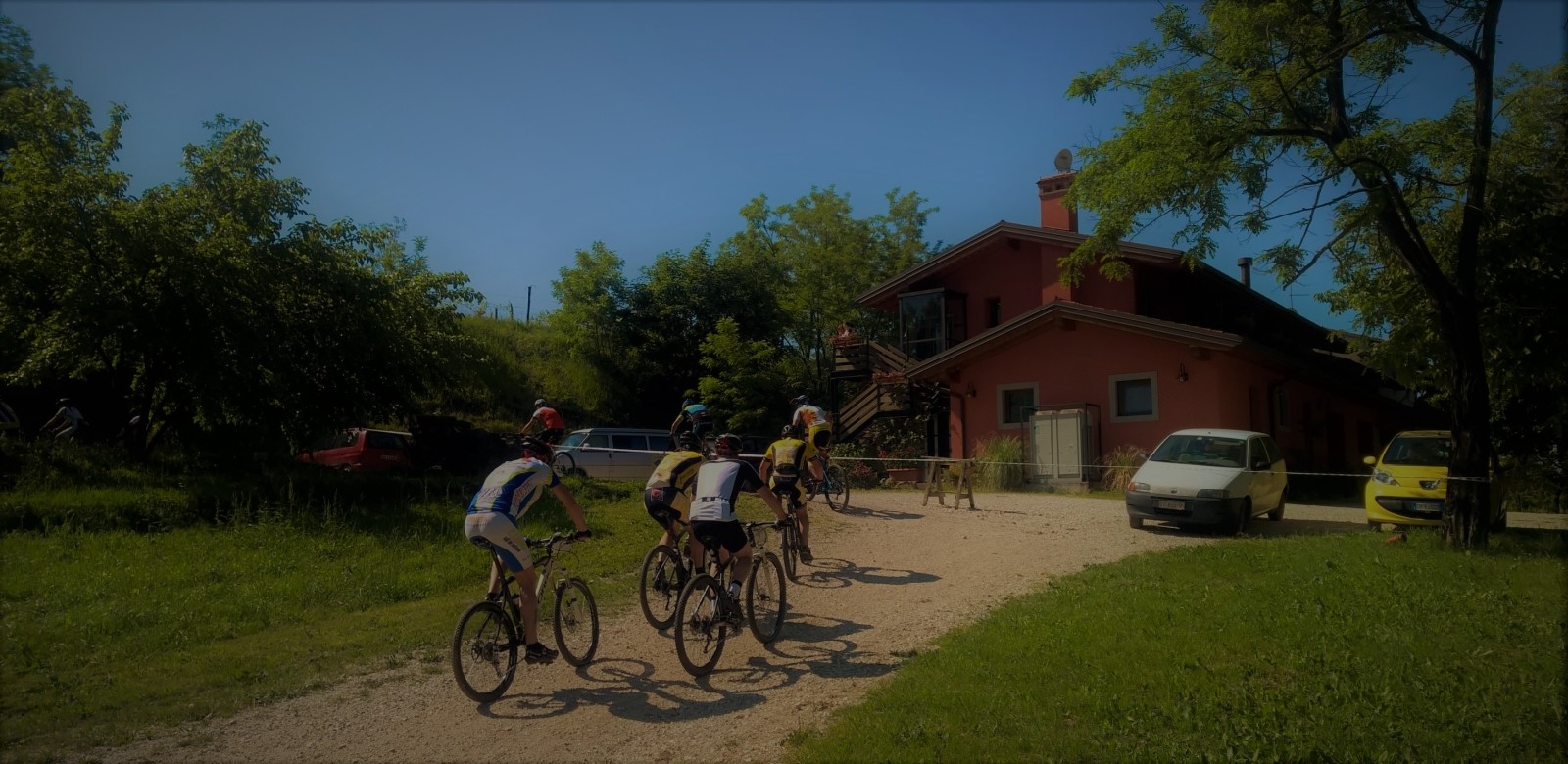 JUST FRIENDS SOCIETA' AGRICOLA  A  R.L.