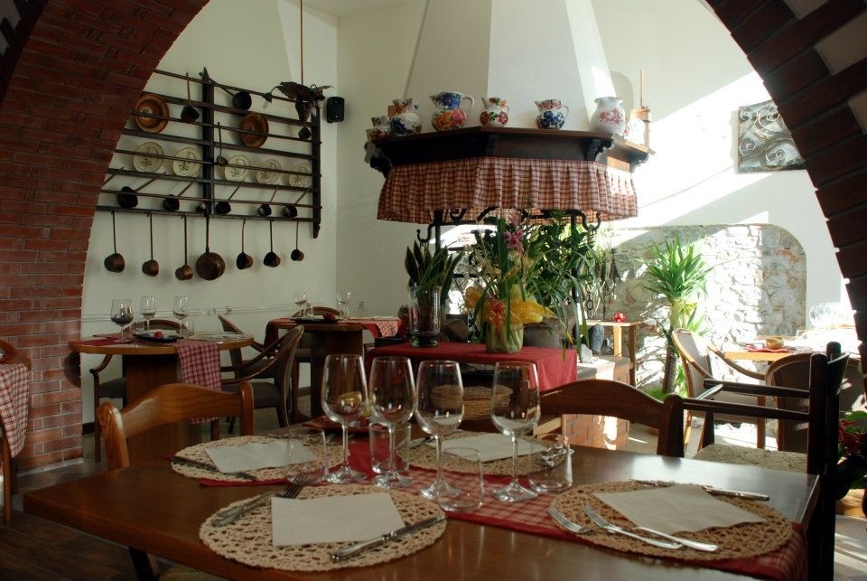 JUST FRIENDS SOCIETA' AGRICOLA  A  R.L.