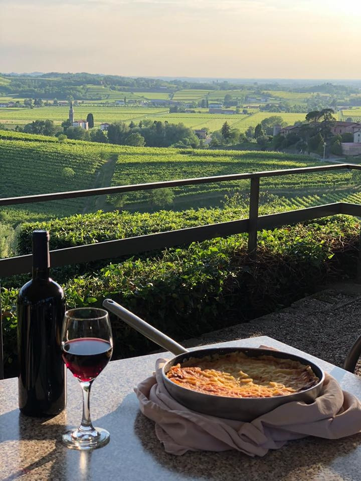 JUST FRIENDS SOCIETA' AGRICOLA  A  R.L.